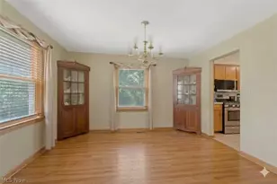 680 Forest-Ridge Dr, Youngstown, OH 44512 - Photo 13