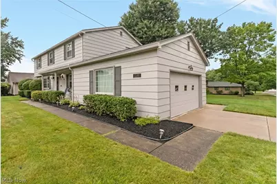 680 Forest Ridge Drive, Youngstown, OH 44512 - Photo 3