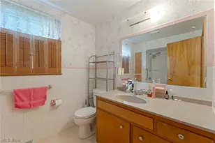 680 Forest-Ridge Dr, Youngstown, OH 44512 - Photo 23