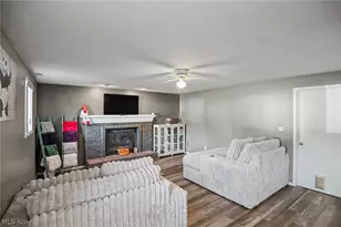3300 Meanderwood Dr, Canfield, OH 44406 - Photo 11