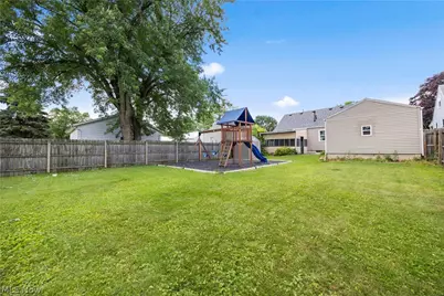 130 Roger Avenue, Bellevue, OH 44811 - Photo 29