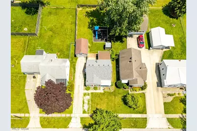 130 Roger Avenue, Bellevue, OH 44811 - Photo 37