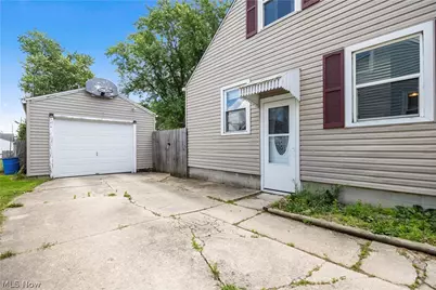 130 Roger Avenue, Bellevue, OH 44811 - Photo 25