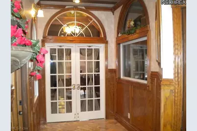 165 2nd Street NW, Barberton, OH 44203 - Photo 9