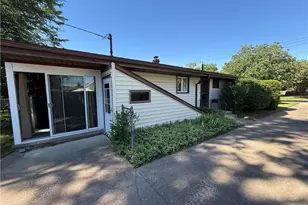 2174 Rockefeller Rd, Wickliffe, OH 44092 - Photo 31