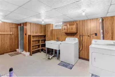 1340 E Boston Avenue, Youngstown, OH 44502 - Photo 21