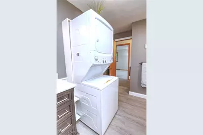 172 27th Street NW, Barberton, OH 44203 - Photo 17