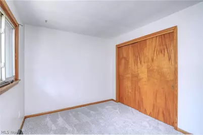 172 27th Street NW, Barberton, OH 44203 - Photo 9