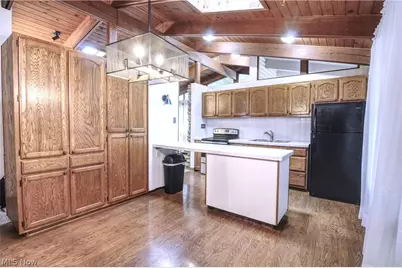 172 27th Street NW, Barberton, OH 44203 - Photo 19