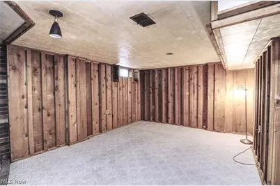 172 27th Street NW, Barberton, OH 44203 - Photo 23