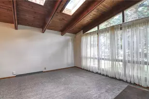 172 27th St NW, Barberton, OH 44203 - Photo 3