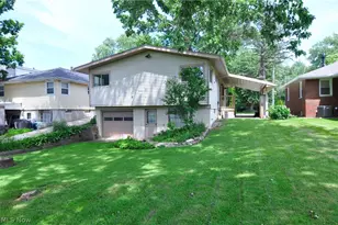 172 27th St NW, Barberton, OH 44203 - Photo 35