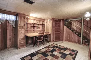 172 27th St NW, Barberton, OH 44203 - Photo 27