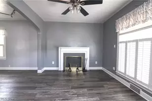 25 31st St SW, Barberton, OH 44203 - Photo 7