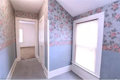 25 31st Street SW, Barberton, OH 44203 - Photo 21