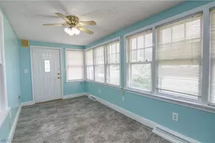 25 31st St SW, Barberton, OH 44203 - Photo 9