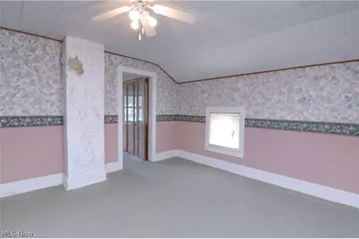 25 31st Street SW, Barberton, OH 44203 - Photo 17