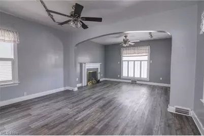 25 31st Street SW, Barberton, OH 44203 - Photo 5