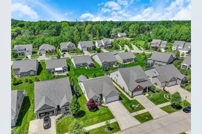 8024 Parkcroft Drive, Mentor, OH 44060 - Photo 39