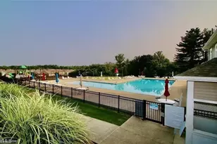 8024 Parkcroft Dr, Mentor, OH 44060 - Photo 25