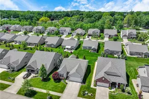8024 Parkcroft Dr, Mentor, OH 44060 - Photo 11