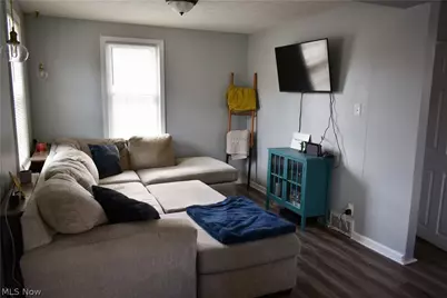 1085 Stratford Street, Barberton, OH 44203 - Photo 5