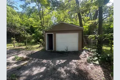 875 E 131st Street, Loveland, OH 44108 - Photo 25