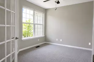 546 Hyannis Port Cir, Avon Lake, OH 44012 - Photo 5