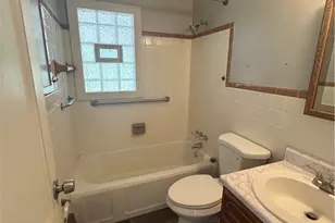 1646 Oakwood Ave, Akron, OH 44301 - Photo 9