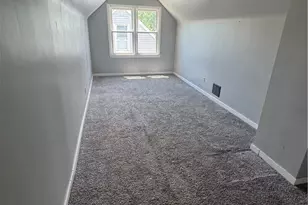 1646 Oakwood Ave, Akron, OH 44301 - Photo 5