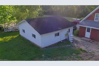 9778 Cr 622, Killbuck, OH 44637 - Photo 5