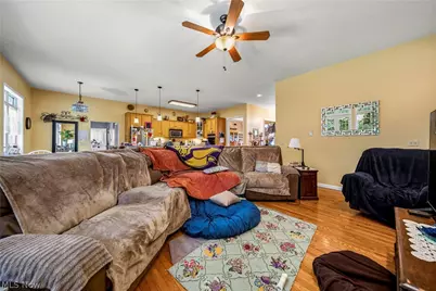 10401 Darrow Road, Vermilion, OH 44089 - Photo 5