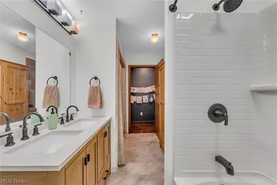 6827 Wooster Pike, Medina, OH 44256 - Photo 29
