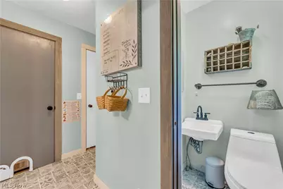 6827 Wooster Pike, Medina, OH 44256 - Photo 31