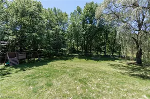 390 Southeast Ave, Tallmadge, OH 44278 - Photo 35