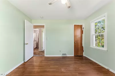 154 Fairfield Road, Avon Lake, OH 44012 - Photo 23