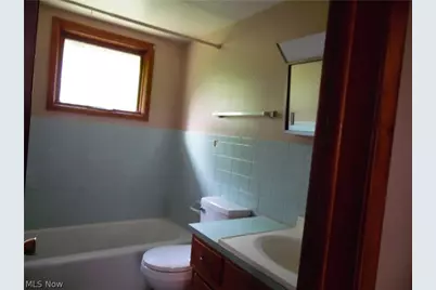 211 Clara Court, Louisville, OH 44641 - Photo 15