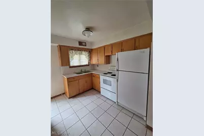 636 Lincoln Avenue, Struthers, OH 44471 - Photo 9