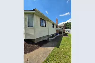 636 Lincoln Avenue, Struthers, OH 44471 - Photo 3