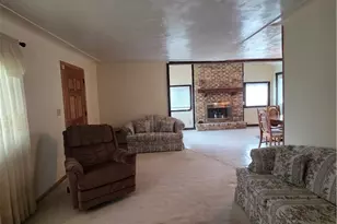 636 Lincoln Ave, Struthers, OH 44471 - Photo 5