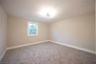 399 Ridgewood Dr, Eastlake, OH 44095 - Photo 31
