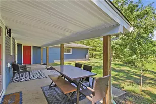 8870 N Spring Valley Park Dr, Chagrin Falls, OH 44023 - Photo 35