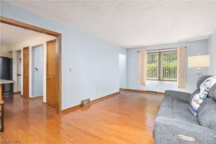 502 Farr Ave, Wadsworth, OH 44281 - Photo 7