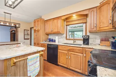 502 Farr Avenue, Wadsworth, OH 44281 - Photo 9