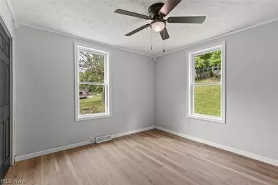 56775 Colerain Pike, Martins Ferry, OH 43935 - Photo 25