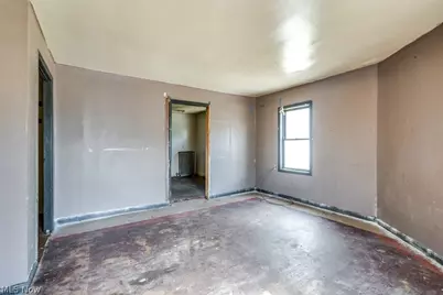 1932 Manchester Road, Akron, OH 44314 - Photo 19