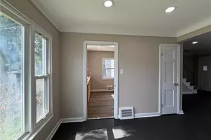 3928 Strandhill Rd, Loveland, OH 44128 - Photo 5