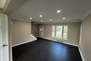 3928 Strandhill Rd, Loveland, OH 44128 - Photo 3