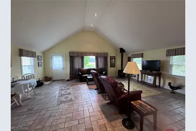 10803 Kile Road, Chardon, OH 44024 - Photo 7