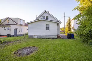 12617 Hirst Ave, Loveland, OH 44135 - Photo 27